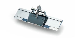 No.130C-S Cryostat blade holder