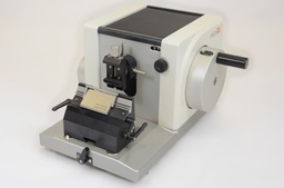 [B150012] microTec Rotary Microtome CUT 4050